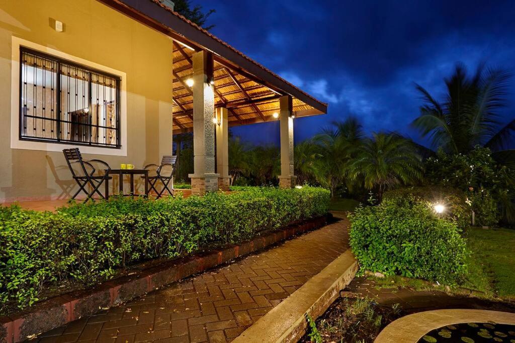 WakiMonica Farms - Monica Retreat别墅 外观 照片